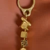 Barretta di personalizzazione con il logo “Pebble”
