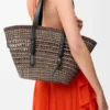 Borsa a cesto intrecciata media in palma iraca e pelle di vitello