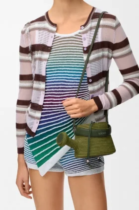 Borsa a forma di annaffiatoio in rafia e pelle di vitello