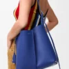Borsa a secchiello Bilbao media in pelle di vitello liscia