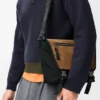 Borsa a tracolla Flex media in tela e pelle scamosciata