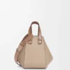 Borsa Hammock Compact in morbida pelle di vitello martellata