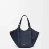Borsa Layered Hammock Flip in classica pelle di vitello