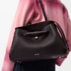 Borsa Madrid grande in morbida pelle di vitello martellata