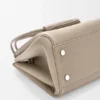 Borsa Madrid media in morbida pelle di vitello martellata