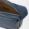 Borsa messenger Pebble media in morbida pelle di vitello martellata