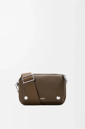 Borsa messenger “Pebble” piccola in morbida pelle di vitello martellata