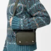 Borsa messenger “Pebble” piccola in morbida pelle di vitello martellata