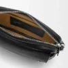 Borsa messenger “Pebble” piccola in morbida pelle di vitello martellata