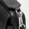 Borsa messenger “Pebble” piccola in morbida pelle di vitello martellata