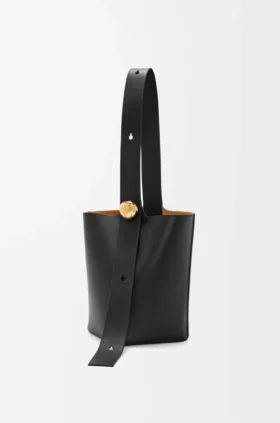 Borsa Pebble Bucket media in pelle di vitello liscia
