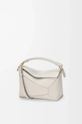 Borsa Puzzle Edge piccola in morbida pelle di vitello martellata