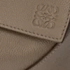 Borsa Puzzle Edge piccola in morbida pelle di vitello martellata