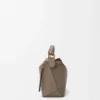 Borsa Puzzle Edge piccola in morbida pelle di vitello martellata