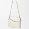 Borsa Puzzle Edge piccola in morbida pelle di vitello martellata