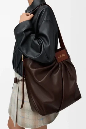 Borsa tote drappeggiata in morbida pelle di agnello nappa