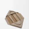 Borsa tote orizzontale media con pieghe Puzzle Fold in morbida pelle di vitello martellata