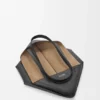 Borsa tote orizzontale media con pieghe Puzzle Fold in morbida pelle di vitello martellata
