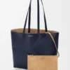 Borsa tote orizzontale media con pieghe Puzzle Fold in morbida pelle di vitello martellata