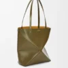 Borsa tote Puzzle Fold media in pelle di vitello lucida