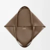 Borsa tote Puzzle Fold XL in pelle di vitello lucida