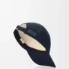 Cappellino con toppa in tela