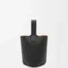 Mini borsa a secchiello Pebble in morbida pelle di vitello martellata