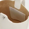 Mini borsa a secchiello Pebble in morbida pelle di vitello martellata