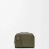 Mini borsa a tracolla per fotocamera in morbida pelle di vitello martellata