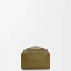 Mini borsa a tracolla per fotocamera in morbida pelle di vitello martellata