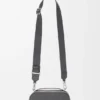 Mini borsa a tracolla per fotocamera in morbida pelle di vitello martellata