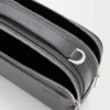 Mini borsa a tracolla per fotocamera in morbida pelle di vitello martellata