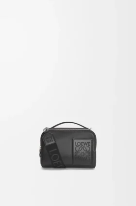 Mini borsa a tracolla per fotocamera in pelle di vitello satinata