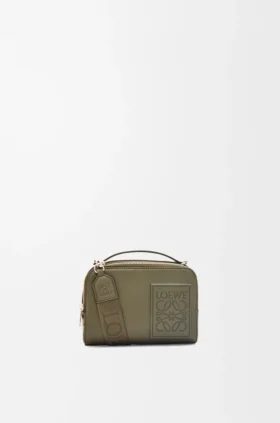 Mini borsa a tracolla per fotocamera in pelle di vitello satinata
