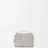 Mini borsa a tracolla per fotocamera in pelle di vitello satinata