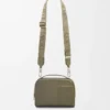 Mini borsa a tracolla per fotocamera in pelle di vitello satinata