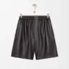 Pantaloncini in pelle di agnello nappa