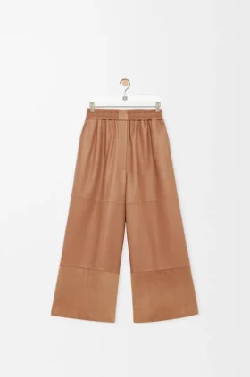 Pantaloni corti in pelle di agnello nappa e pelle di capra scamosciata