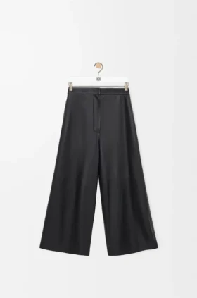 Pantaloni cropped in pelle di agnello nappa