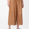 Pantaloni cropped in pelle di agnello nappa