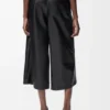 Pantaloni cropped in pelle di agnello nappa