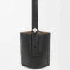 Pebble Bucket grande in morbida pelle di vitello martellata