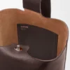 Pebble Bucket grande in morbida pelle di vitello martellata