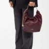 Piccola borsa “Squeeze” in morbida pelle di agnello nappa