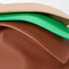 Pochette Flamenco media a strati in pelle di vitello nappa