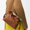 Pochette Flamenco media a strati in pelle di vitello nappa