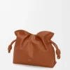 Pochette Flamenco media in pelle di vitello nappa
