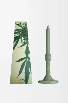 Portacandela in cera con profumo di marijuana