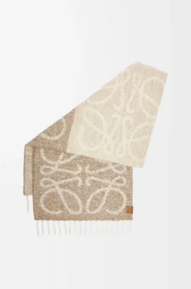 Sciarpa con anagramma in alpaca e lana